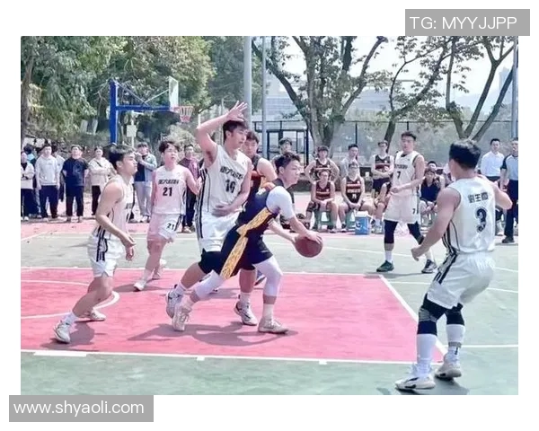 重庆篮球队的奋斗与荣耀：一段不平凡的突破之旅